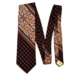 Vintage 70s wide tie, polyester, window pane paisley pattern, brown